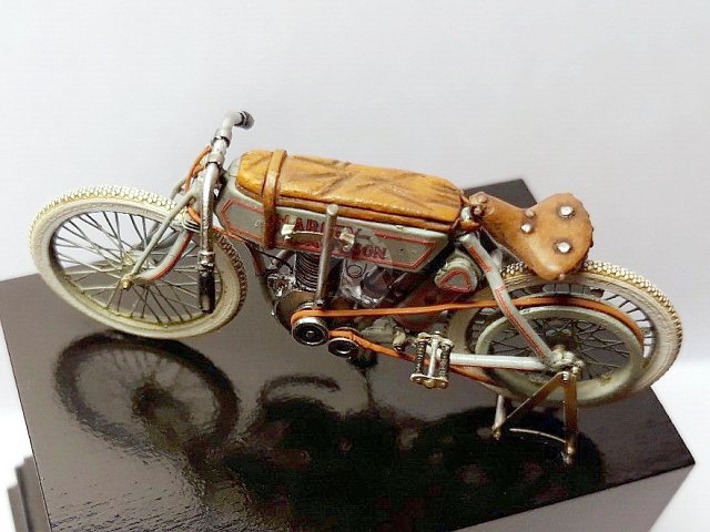 Cix Models 1/35 Harley-Davidson Mod. 6 1910 Motorcycle Board Cix Models 1/35 Harley-Davidson Mod. 6 1910 Motorcycle Board