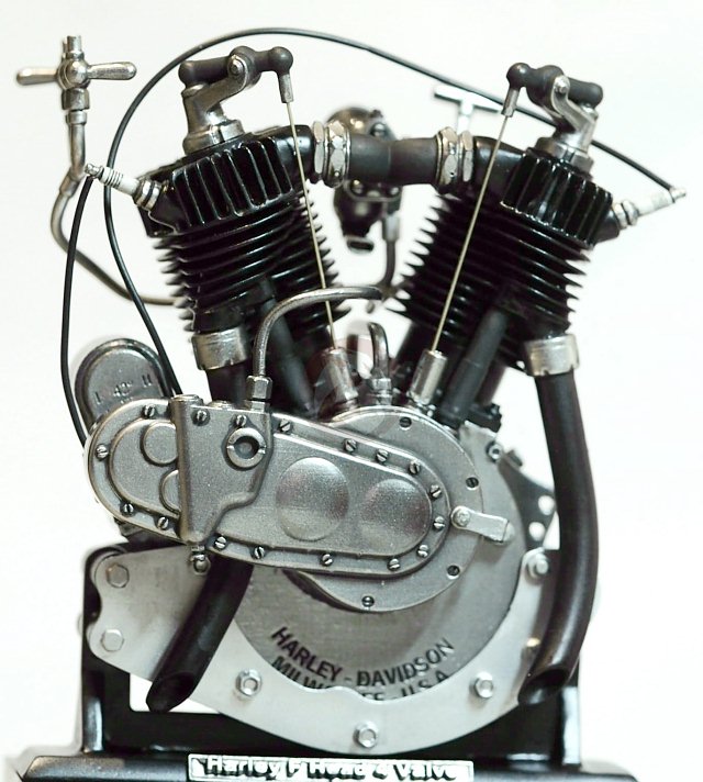 Cix Models 1/6 Engine for Harley-Davidson 4 Valve Board