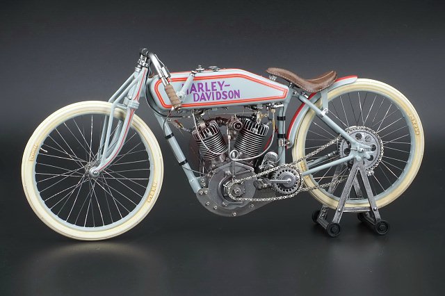 HARLEY-DAVIDSON ラジコン 楽天市場】全長70cmの超巨大2輪バイクラジコン 1/4サイズ R