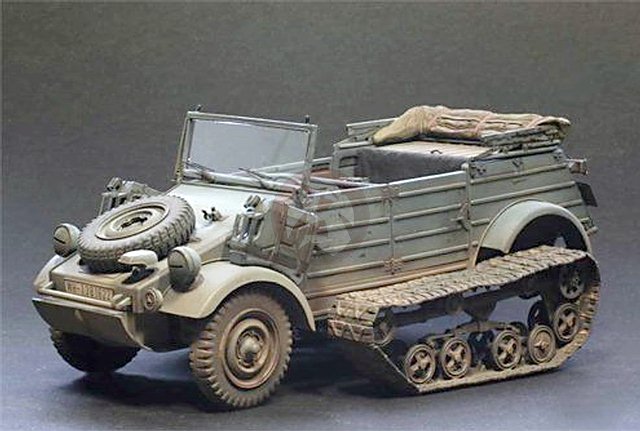 レベル1/35 KUEBELWAGEN他 LW35203-1.jpg