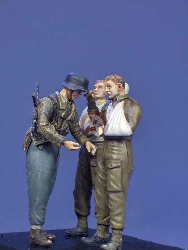 Resicast 1//35 Two British POW/'s w//Wheelbarrow /& German Guard 355580 3 Figures