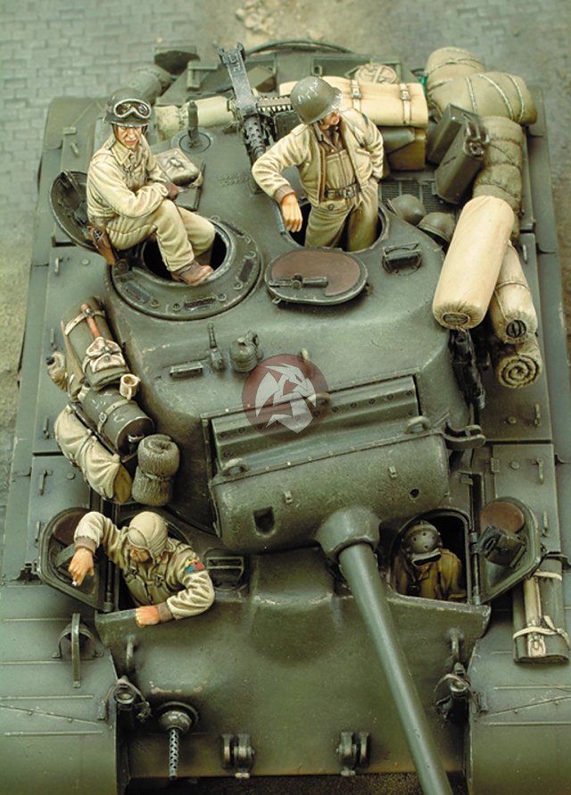 tank resin figures