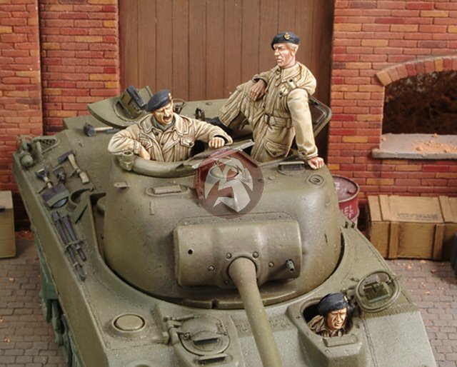 tank resin figures