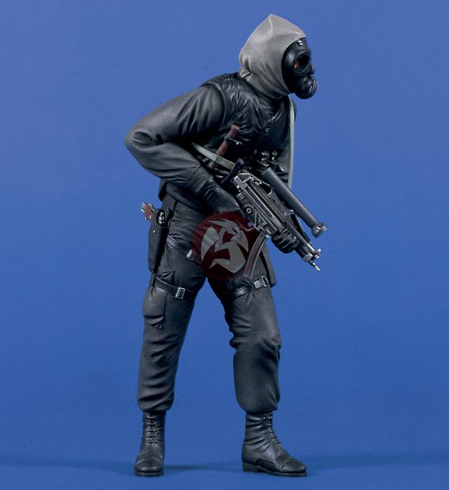 Verlinden 120mm 1/16 British SAS Soldier No.3 w/H&K MP5 SMG