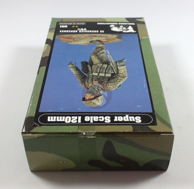 Verlinden 120mm (1/16) Waffen-SS Soldier w/StG 44 SS-PzG