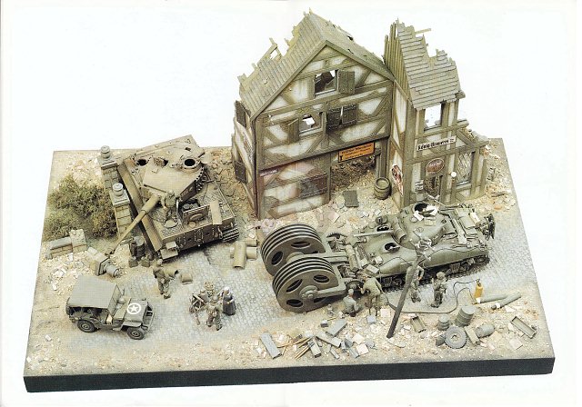Verlinden 1/35 German Old City 3-Story Building Section WWII - 1016 - NOS Verlinden 1/35 German Old City 3-Story Building Section WWII - 1016 - NOS